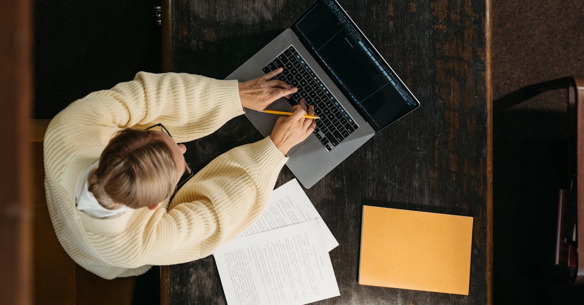 O guia definitivo para escrever introduções acadêmicas convincentes em uma hora
