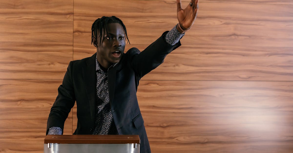 6 Passos Práticos para uma Apresentação Oral Vencedora na Qualificação de Mestrado/Doutorado